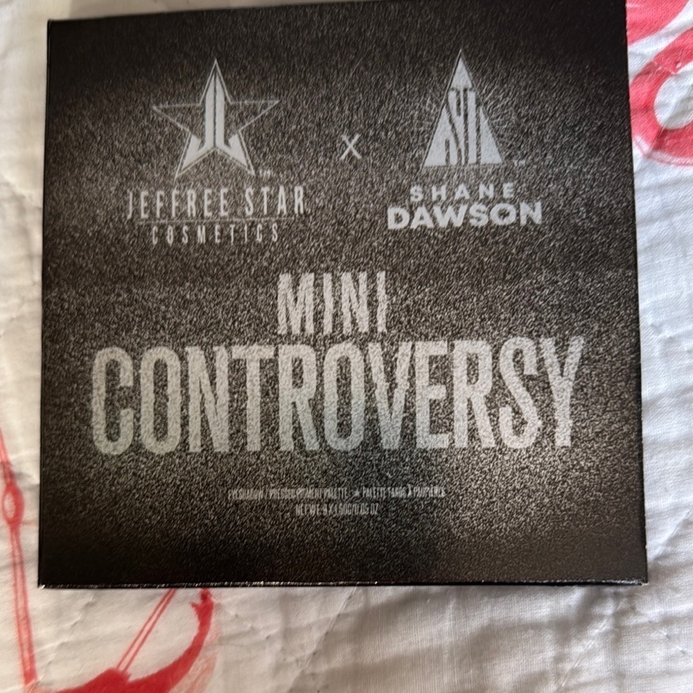 Jeffree Star x Shane Dawson Mini Controversy Palette